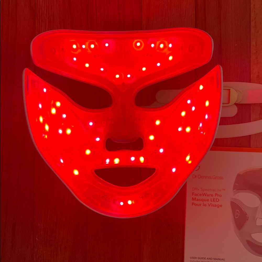 Dr. Dennis Gross Spectralite LED Face Mask - Picture 2 of 5
